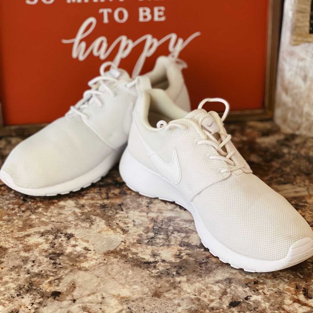 White womens nikes size 7